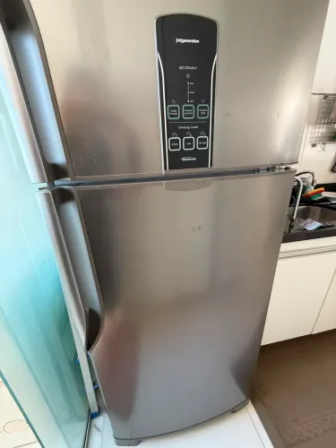 Geladeira Panasonic 