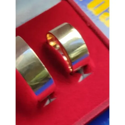Par alianças ouro 18 kilates maciço 15 gramas 8mm