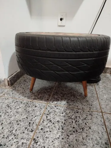 Mesinha Lateral Pneu Com Tecido, Altura 40cm, Circunferência 59cm, Perguntas *.