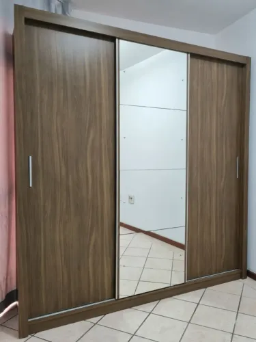 Lindo Roupeiro De Casal (ENTREGO E MONTO)