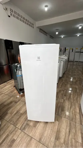 FREEZER ELECTROLUX 320 LITROS MOSTRUÁRIO 127 VOLTS - ENTREGAMOS