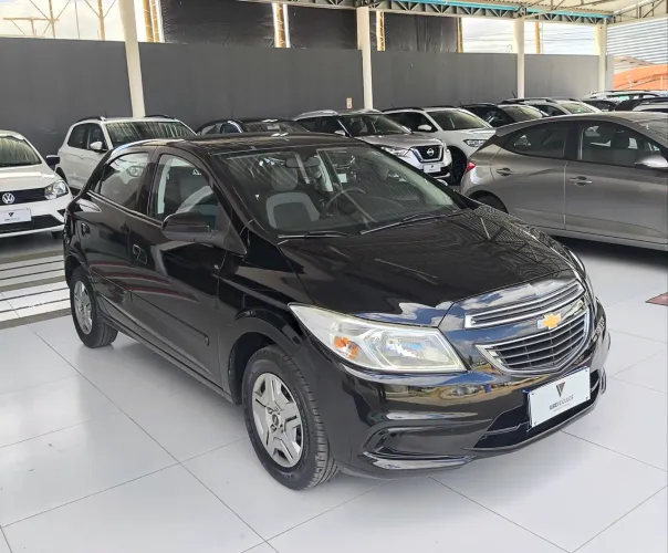 Chevrolet Onix Hatch LT 1.0 8V Flex Power Mec. 4P 2015