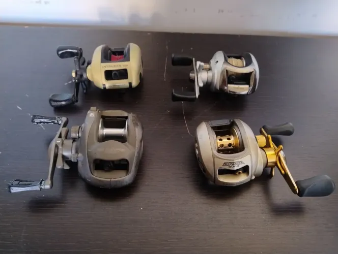 Carretilhas pesca - lote/kit 4 carretilhas