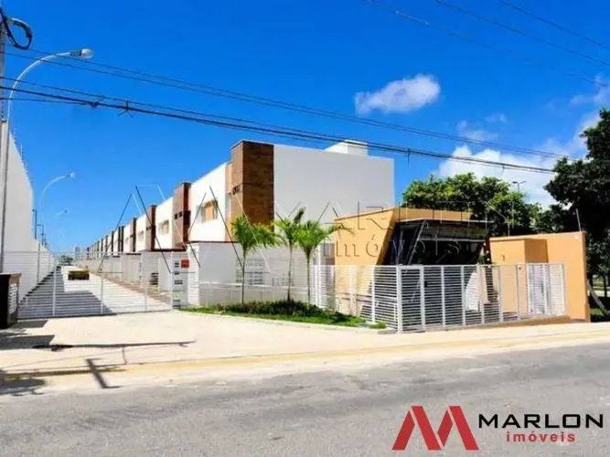 Casa em Condomínio Lake Side, 3 quartos, sendo 2 suítes, 144m².