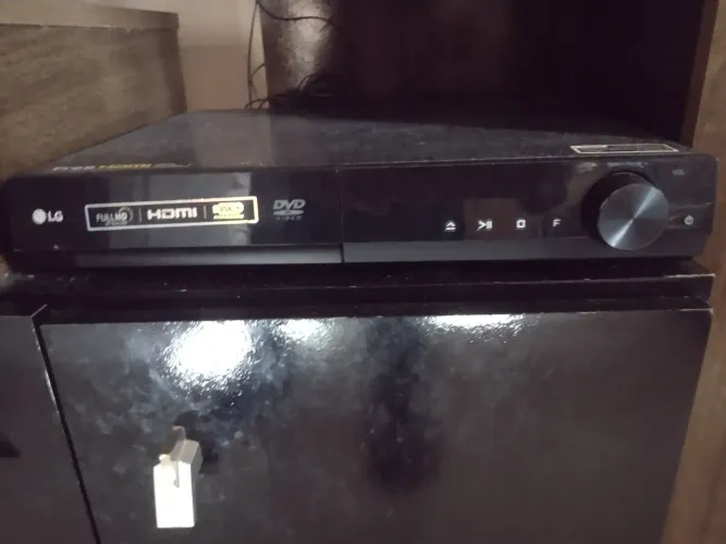 Vendo home theater LG, completo!
