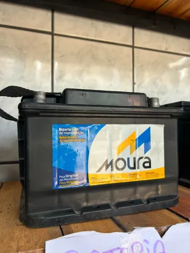 Bateria Moura 60 amperes - Usada