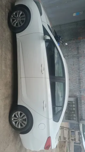 Hyundai HB20S C.style/c.plus1.6 Flex 16V Aut. 4P 2016