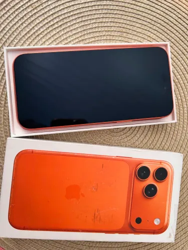 Iphone 17 pro max 256g blindado | 3 meses de uso | 100% de bateria