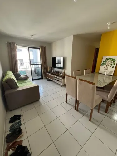 Disponível para locação no João Paulo II, AP com móveis projetados na cozinha
