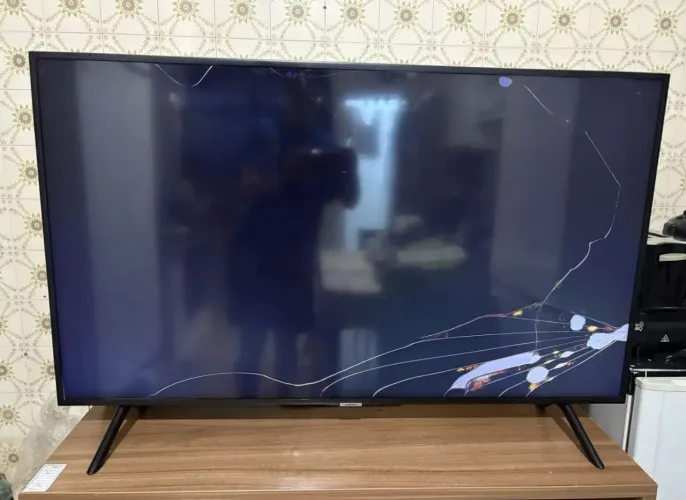 Tv Samsung para retirada de peças 
