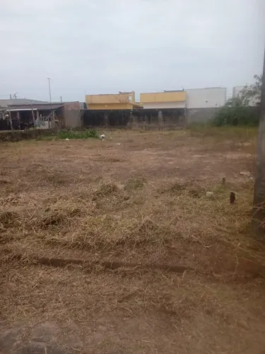Repasse de terreno 300 metros, quero 50 mil e a pessoa assumir o restante das parcelas.