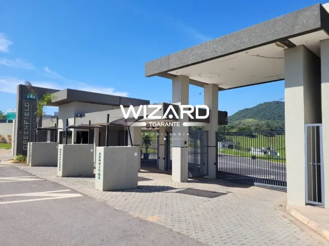 Casa de Condomínio em Atibaia, área gourmet, piscina, para venda com 360m² e 4 vagas