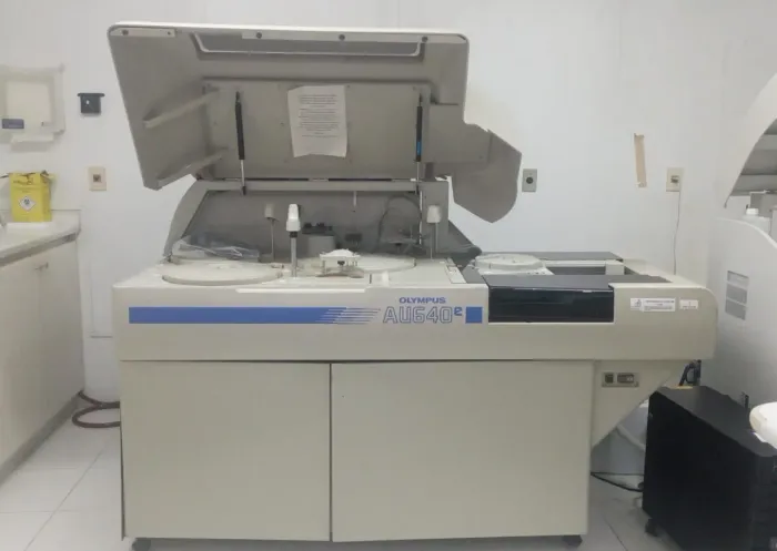 Analisador Automático Bioquímico OLYMPUS AU640