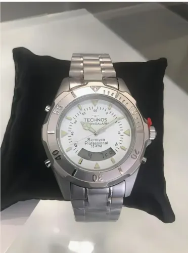 Relógio Masculino Technos Skydiver Professional 150M
