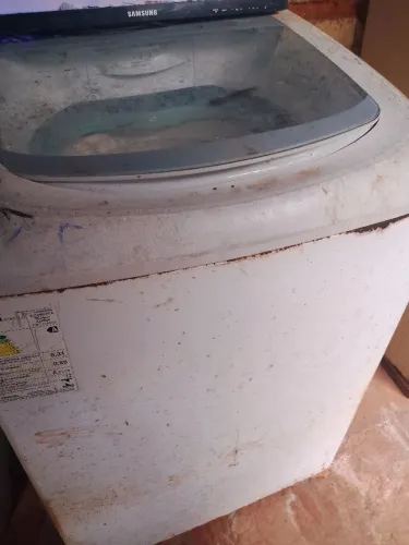 Vendo uma máquina de lavar Consul facilitou 10 kl pra retirada de peças