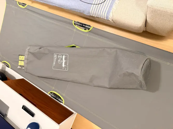 Cama de Camping Dobrável Quechua L100 (Decathlon)