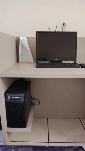 Computador Pentium Gold G5420, 8GB RAM, SSD 240GB + Monitor AOC 19?