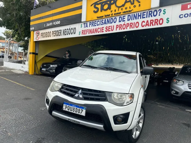 Mitsubishi L200 GL 2.5 4X4 CD Diesel 2017
