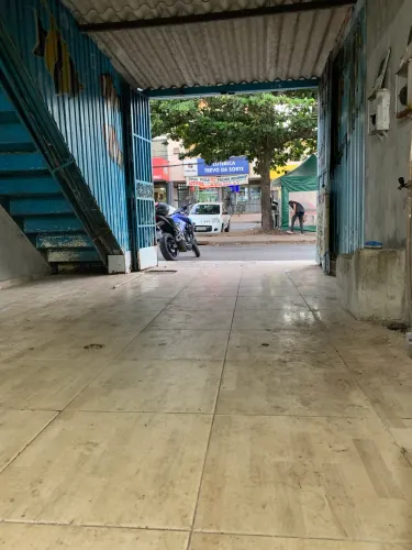Loja 90m2 em frente à Lotérica no Riacho Fundo II