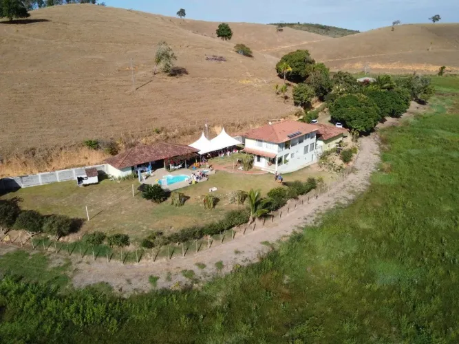 Sítio 10 alqueires com água, fácil acesso pela BR e Rodovia do Sol