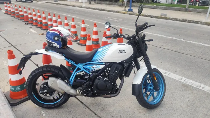 Royal enfield guerrilha 450