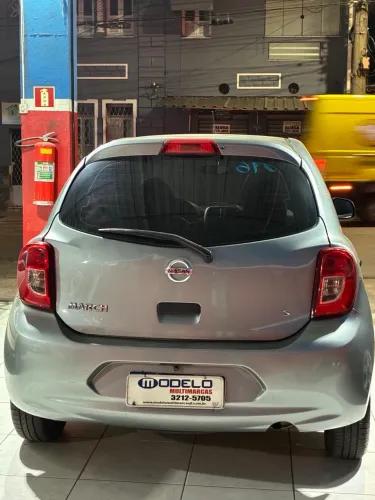 Nissan March S 1.0 12V Flex 5P 2016