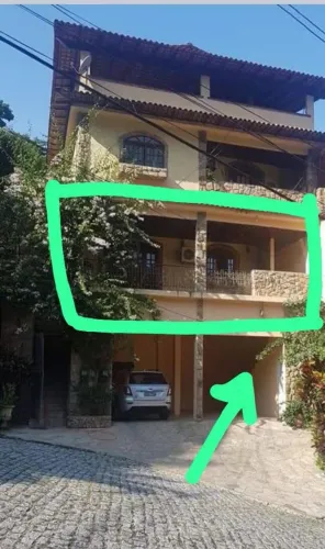 Alugo Casa em Condomínio fechado
