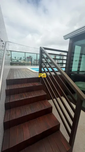 Cobertura Duplex 200m² 3 quartos sendo 1 suíte na Av. Gov. Argemiro de Figueiredo para Alu