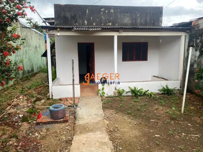 Venda de Casa na Rua Anari zona sul - Por R$ 235.000,00 (Não apta a financiamento).