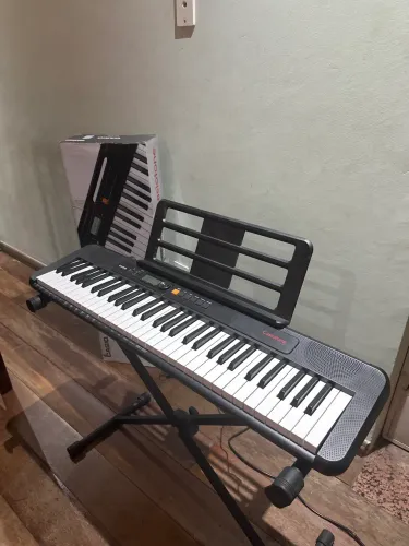 Teclado musical Casio Ct-S195