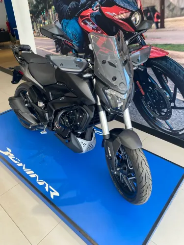 Dominar 400cc 0km a pronta entrega com bônus de R$ 1.000,00