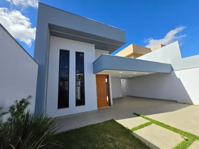 AFM - Casa no Ibituruna a 300 metros do Forum!