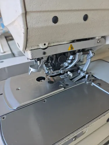 Caseadeira Olho Juki MEB 3200 J 