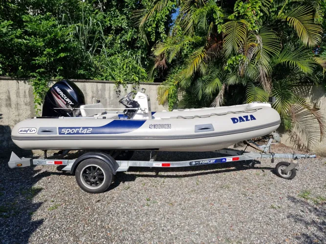 Embarcação Inflável - Bote Zefir Sport 4.20 ano 2020