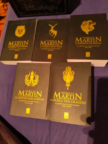 Coleção Game of trones pocket. 5 livros