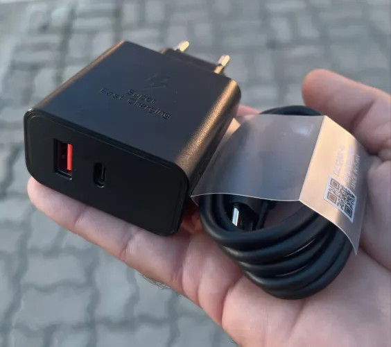 Carregador Motorola 67W - Turbo 