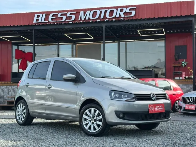 Volkswagen Fox Trendline 1.6 Flex 8V 5P 2012