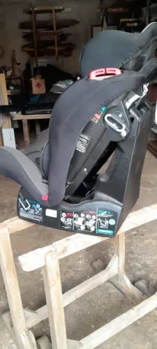 cadeirinha para carro marca Burigotto modelo Matrix