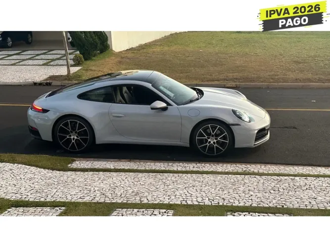 Porsche 911 Carrera 3.0 24V H6 PDK 2025