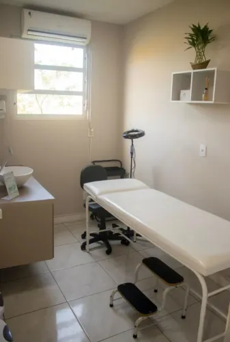 Alugo sala comercial para profissionais da saúde e estética