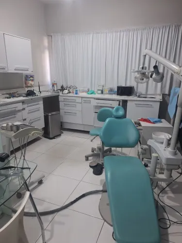 Vendo clínica odontológica no centro de Jandira