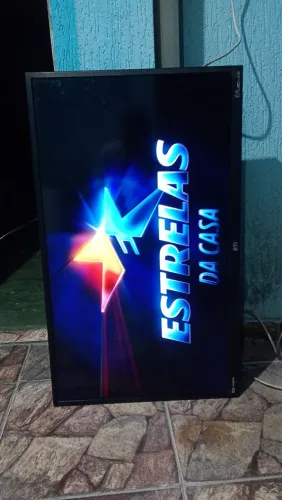 Tv Semp 40 led (não é Smart)