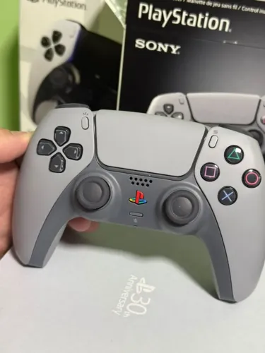Controle Dualsense Edição Limitada 30 Anos Aniversário Cor Cinza