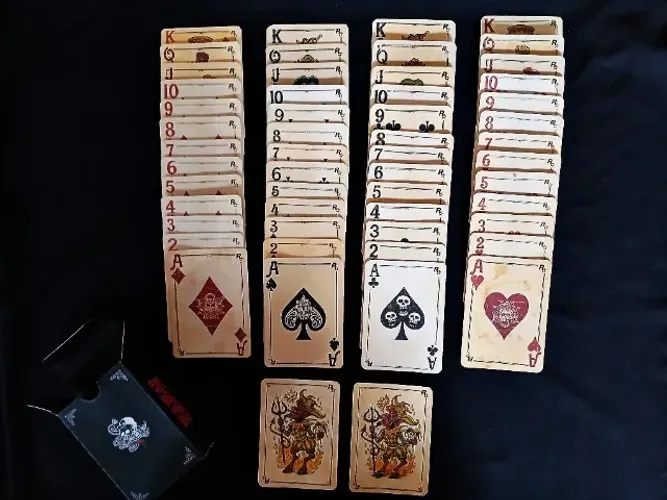 Colecionável - Baralho - Red Dead Redemption - artesanal