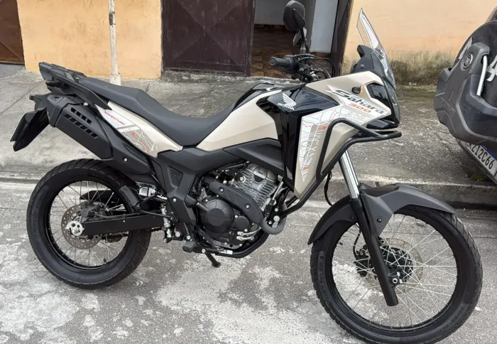 Honda XRE 300 Sahara Adventure 2026 1500km