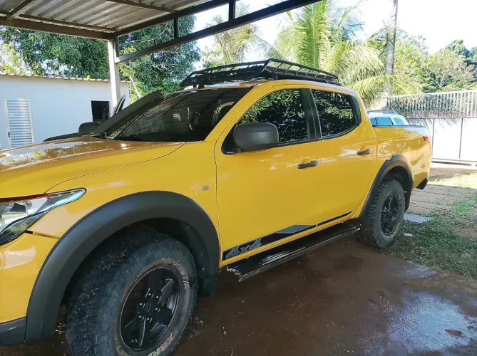 Mitsubishi L200 Triton Savana GLS 2.4 4X4 Die. AUT 2022
