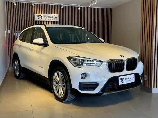 BMW X1 Sdrive 20I X-line 2.0 TB Active Flex 2018