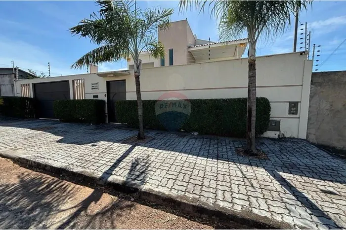 CASA PARA LOCAÇÃO NO SETOR SANTA LUZIA EM ARAGUAÍNA TO.