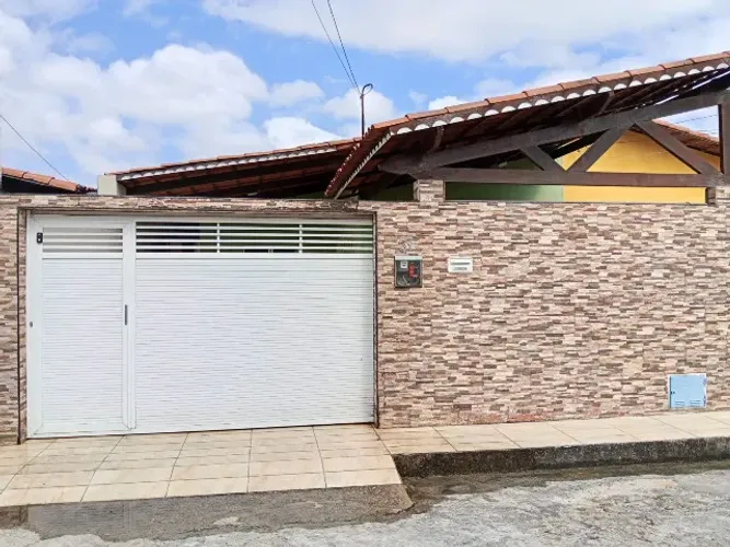 CASA CONDOMINIO FECHADO