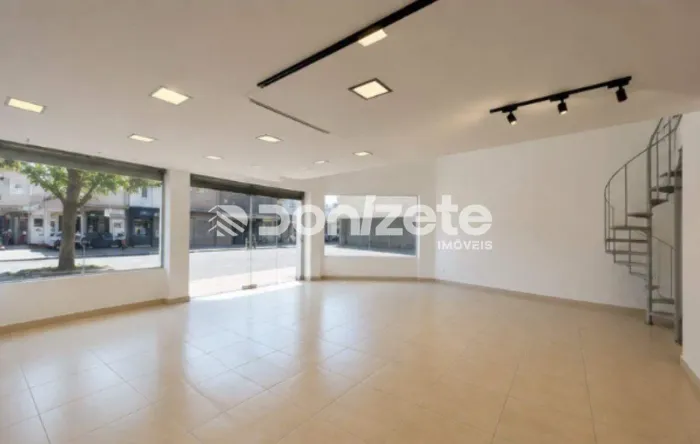 Prédio Comercial à venda no Centro de Santo André - Salão + Salas independentes